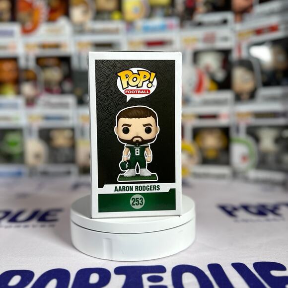 NFL New York Jets Aaron Rodgers Funko Pop! Vinyl Figure #253 - Picture 4 of 6